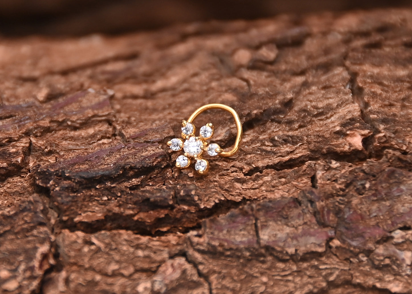 Star Round Nose pin (Gold Plated 925 Sterling Silver)