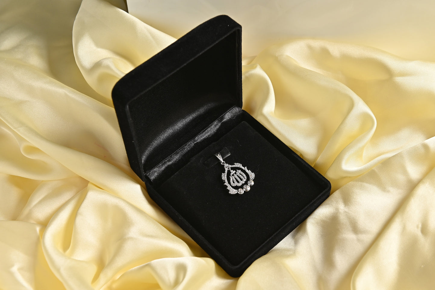 The Divine Allah Locket (925 Sterling Silver)