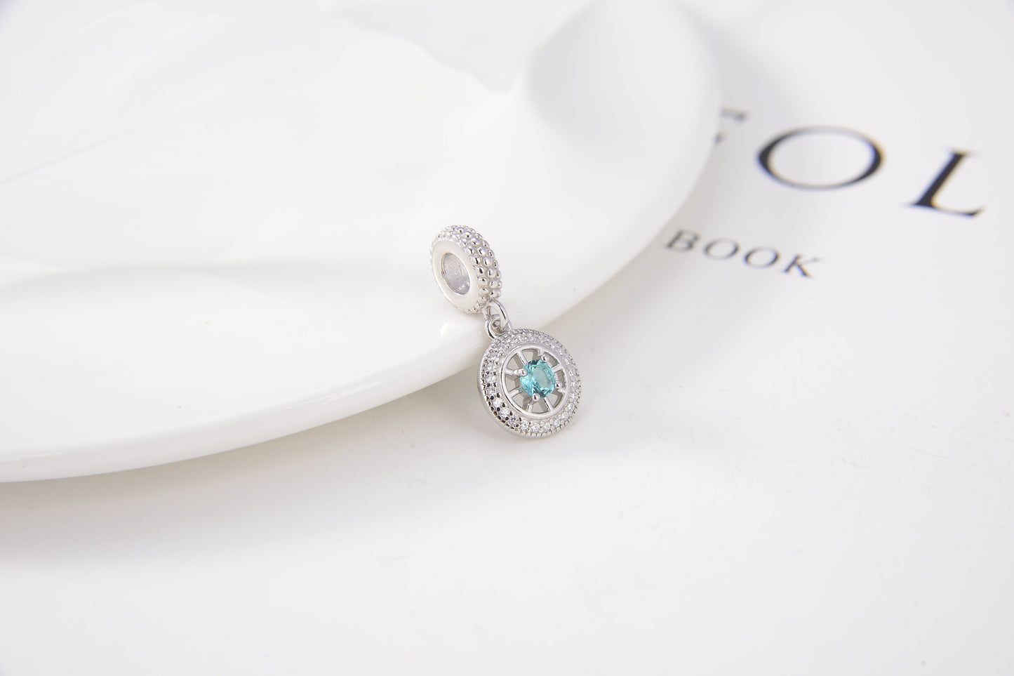 The Rover Pendant (925 Sterling Silver)