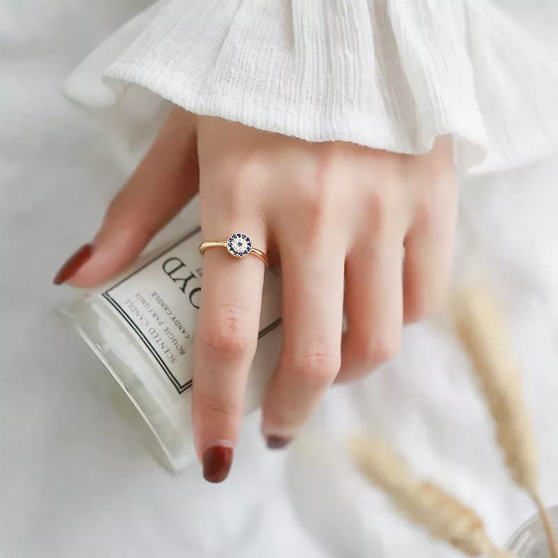 Zircon Eye adjustable Ring (Artificial Silver Plated)