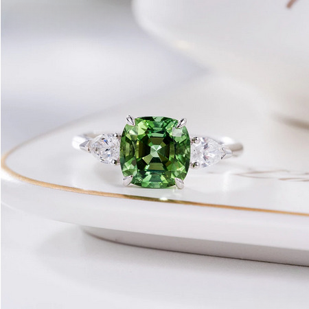 Emerald Square Adjustable Ring (Artificial Silver Plated)