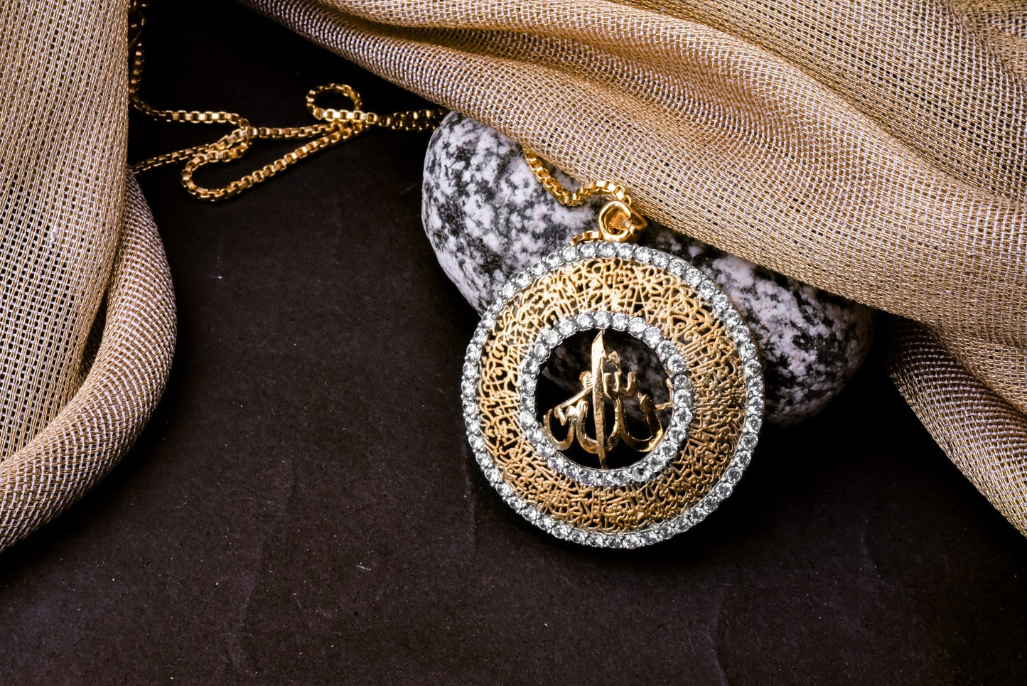Golden Ayat-ul-Kursi Locket (Gold Plated 925 Sterling Silver)