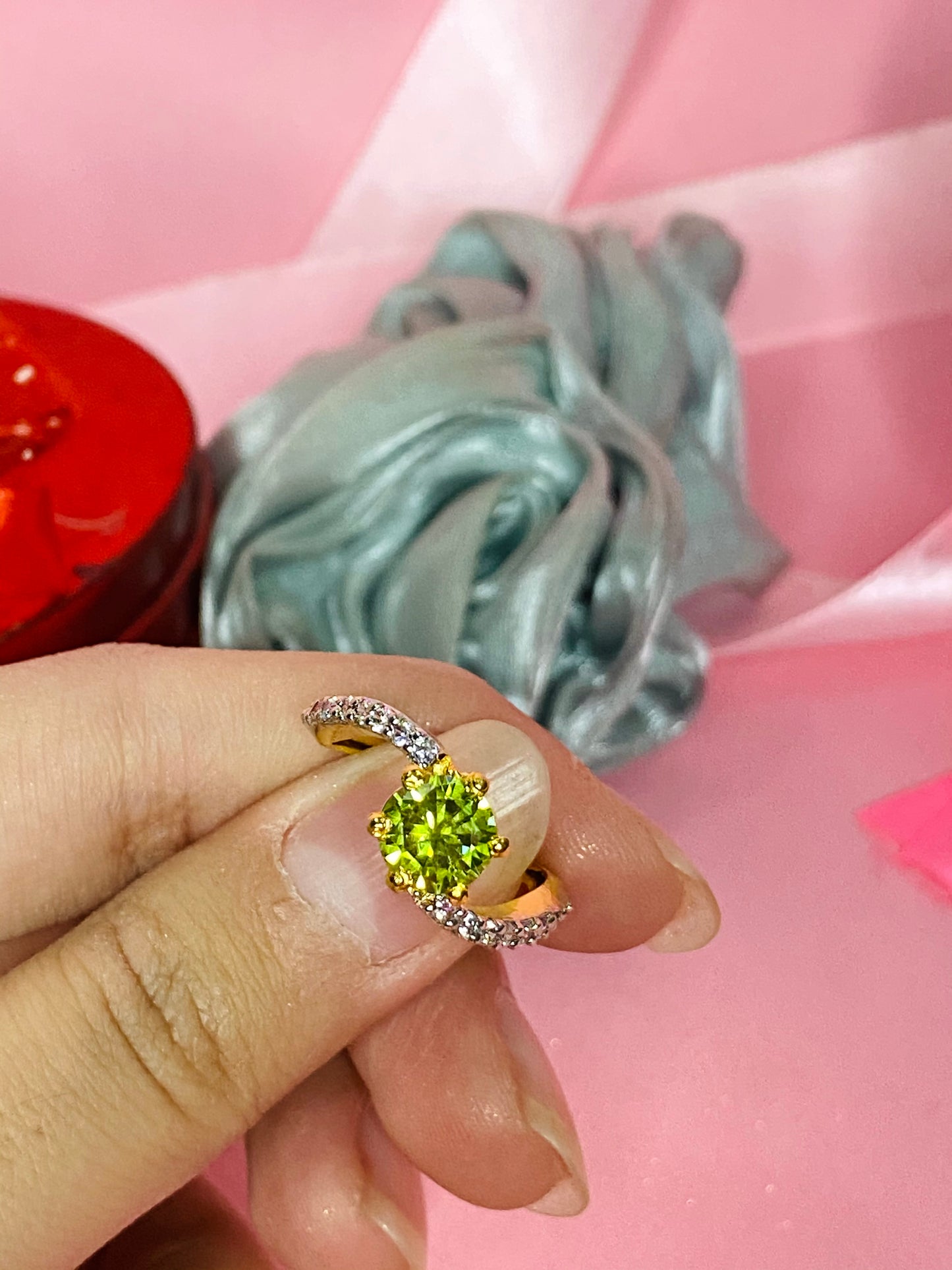 Elegant Shaped Green Zircon Studded Ring (925 Sterling Silver)