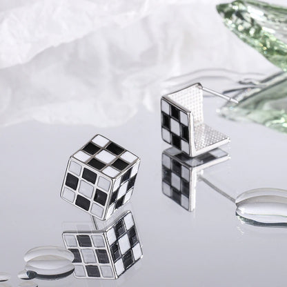 Epoxy Black and White Plaid Square Stud Earrings (Artificial Silver Plated