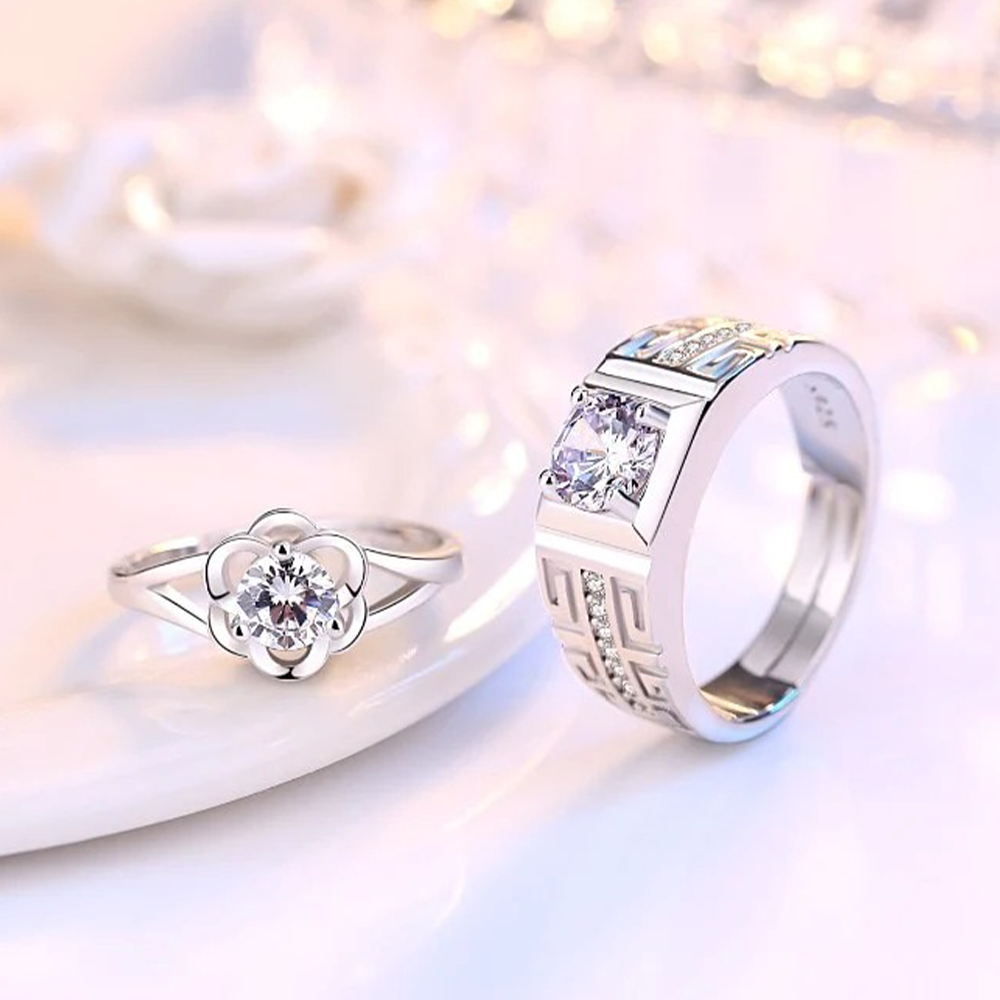 Flower Couple Rings Cubic Zirconia size adjustable (Artificial Silver Plated)