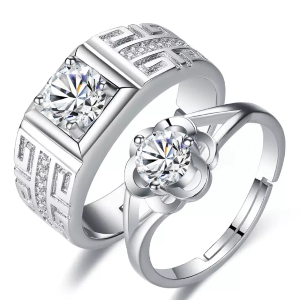 Flower Couple Rings Cubic Zirconia size adjustable (Artificial