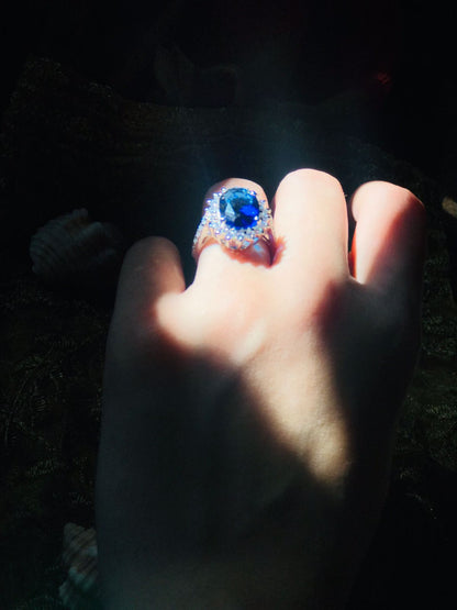 Lady Diana Blue stone Silver Diamond Cut Ring (925 Sterling Silver)