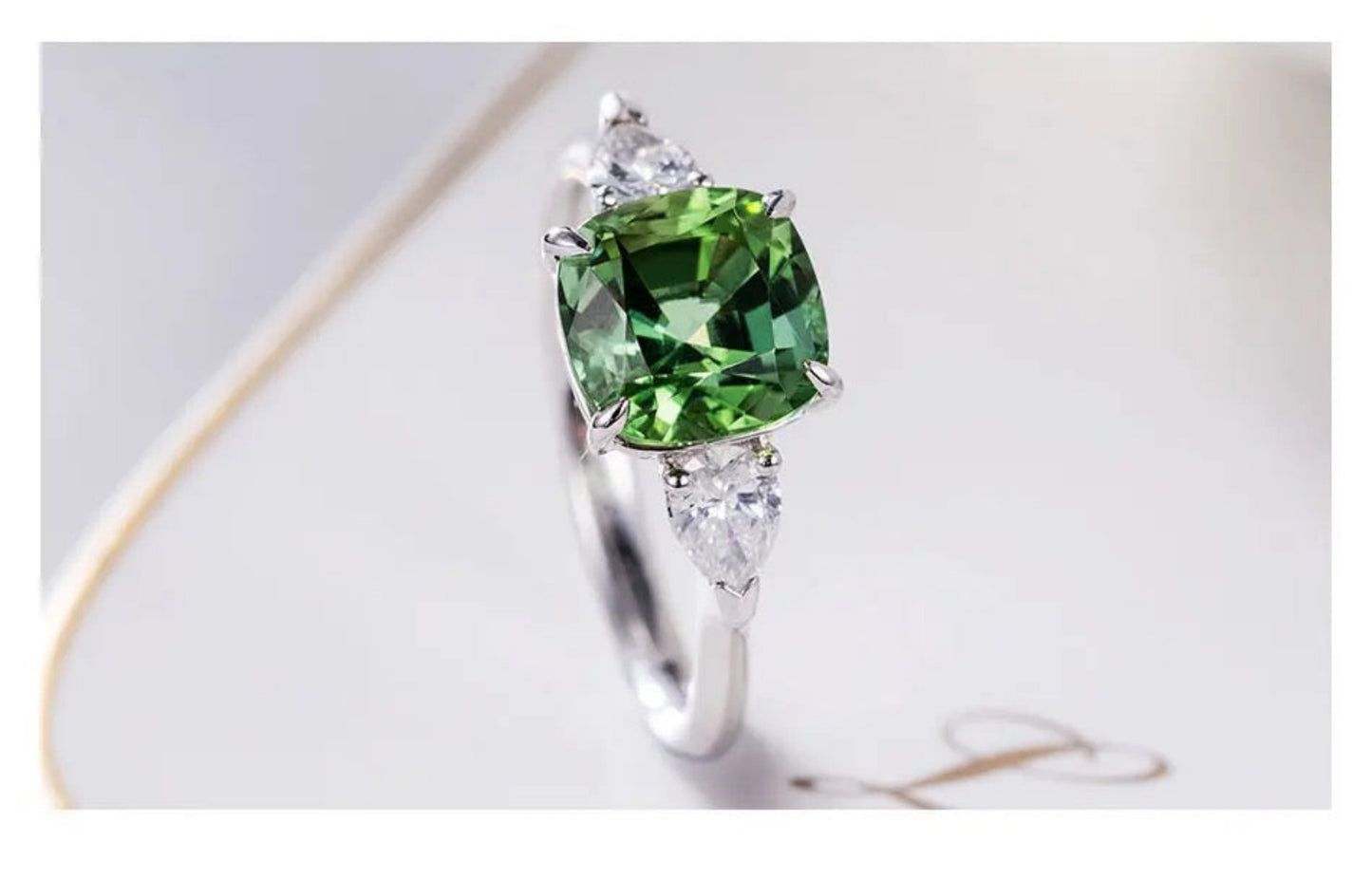 Emerald Square Adjustable Ring (Artificial Silver Plated)